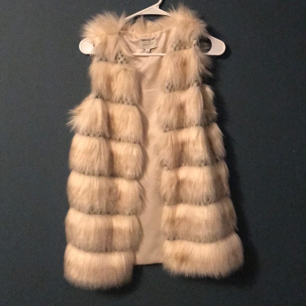 Fur vest